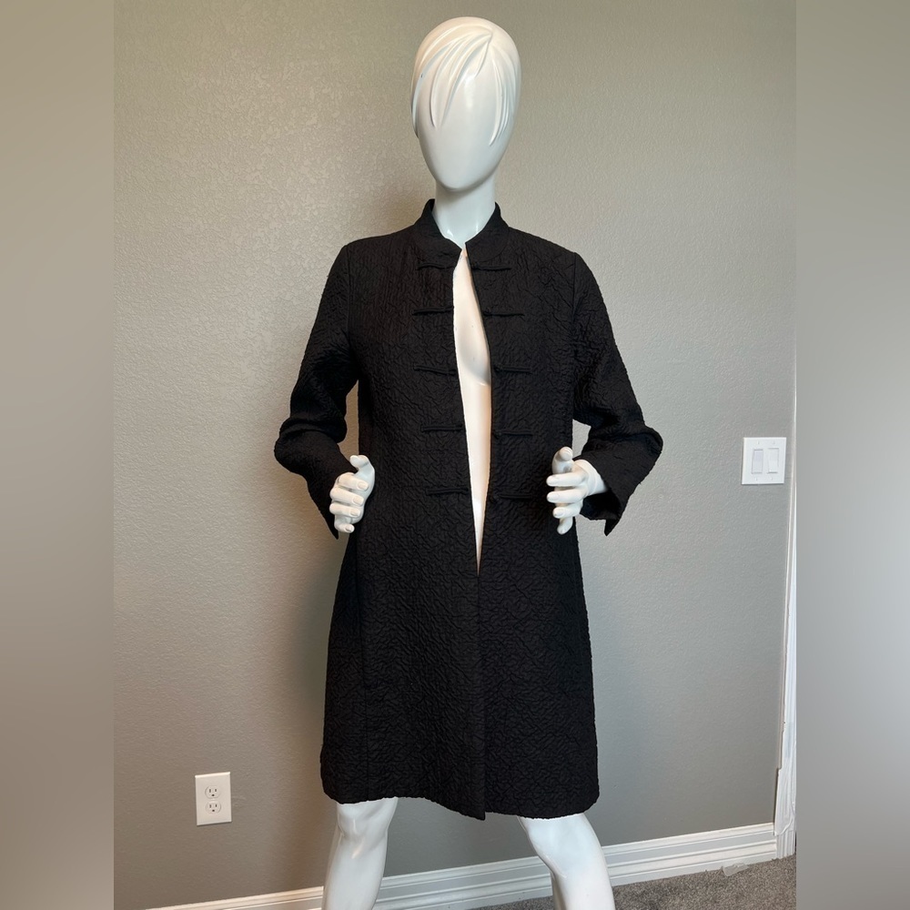 Eileen Fisher -Dress Jacket Black
Small A-Line Asian Woven Wool EUC